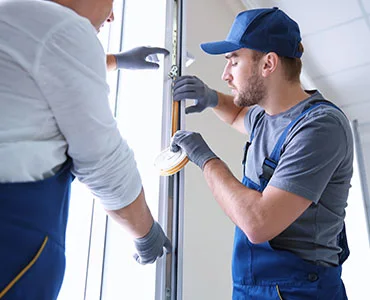 glass repair experts in Hialeah Gardens, FL
